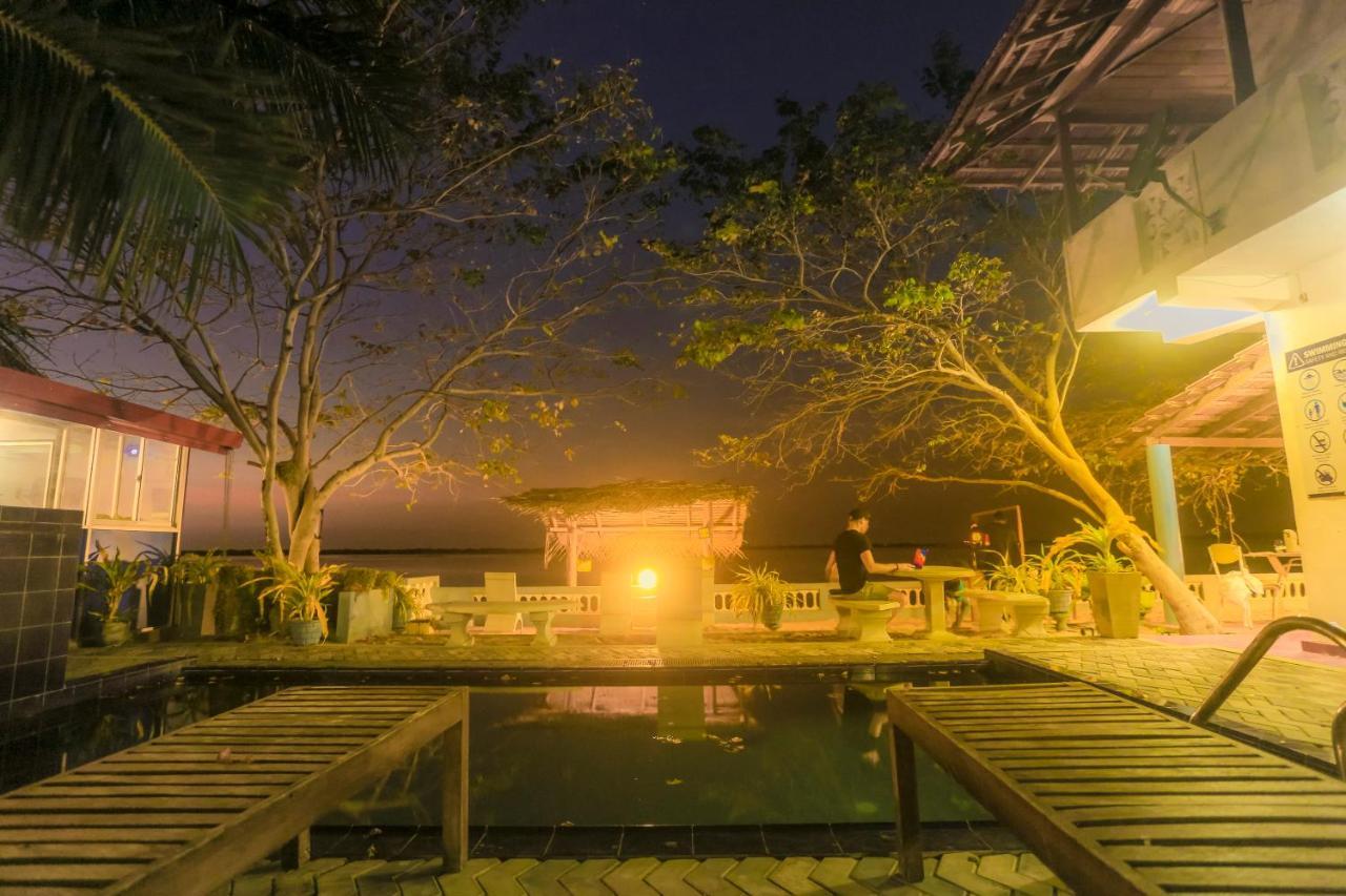 Dinuda Resort Kalpitiya Exteriér fotografie